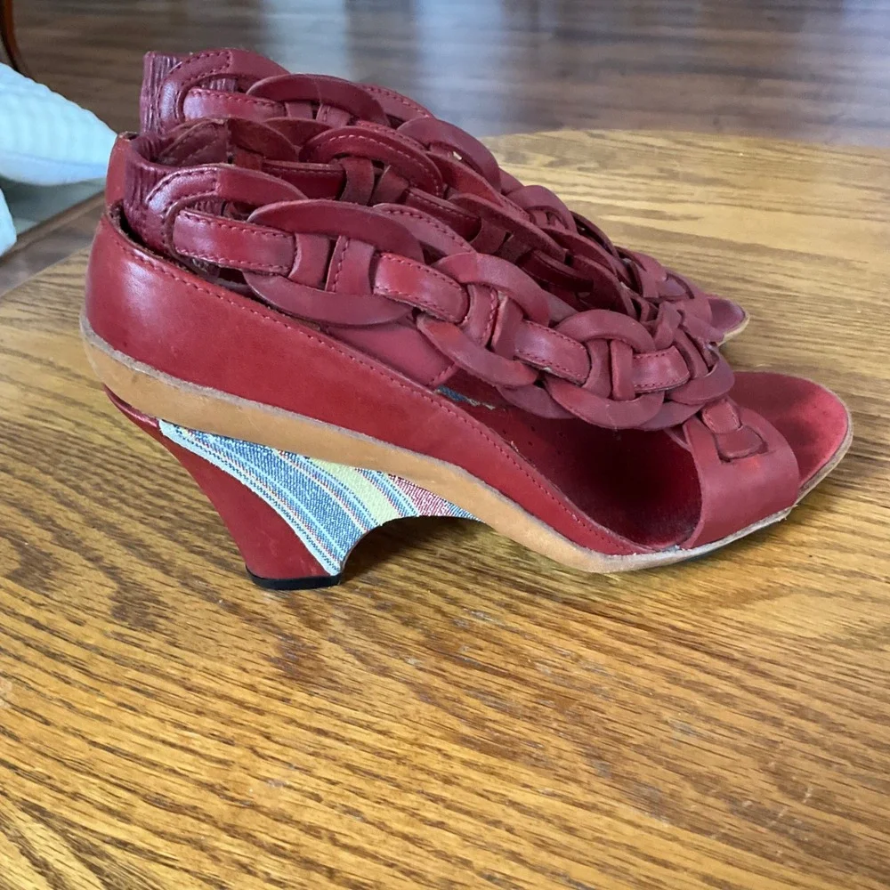 Nicole Wedge Sandals Women Size 7 Red Leather Braided Strap Boho